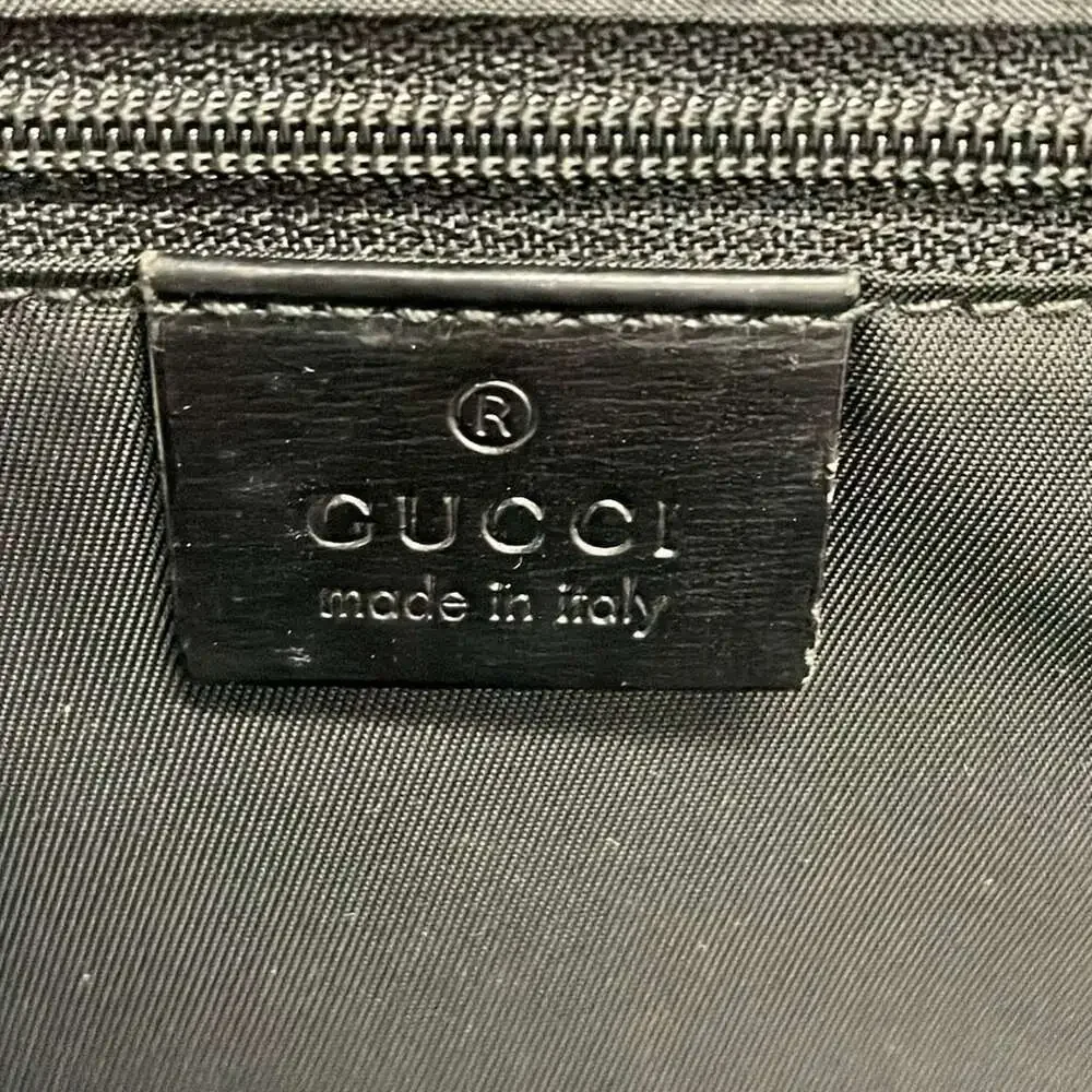 Gucci double business